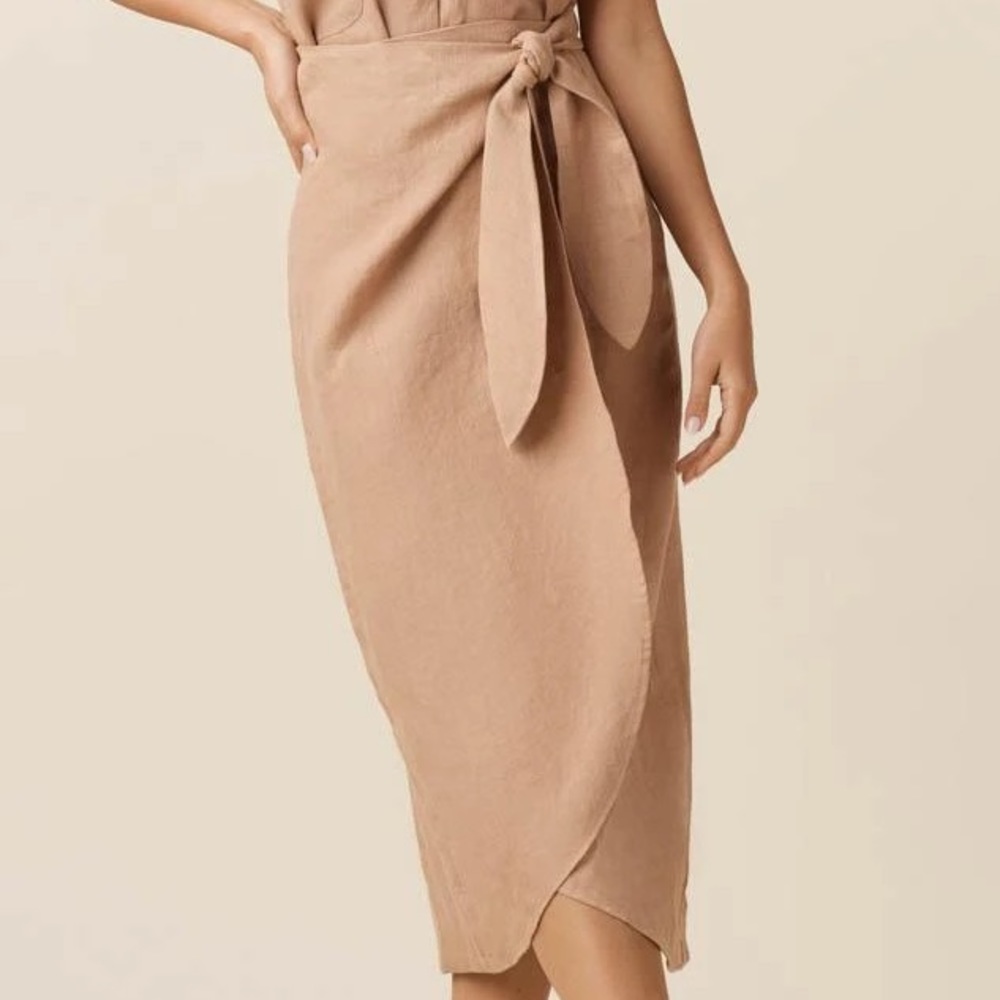 SOLD! NWT Vetta Capsule The Linen Wrap Midi Skirt